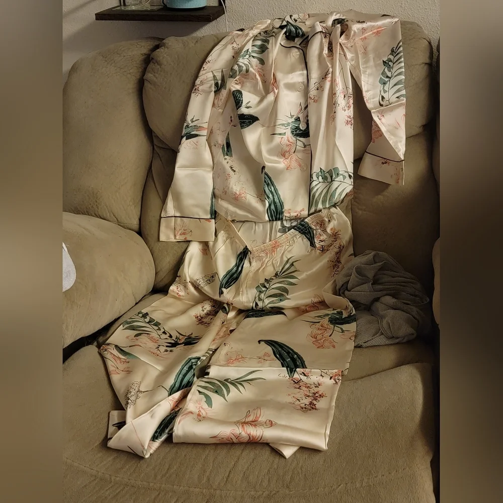Pjs - Picture 1 of 1